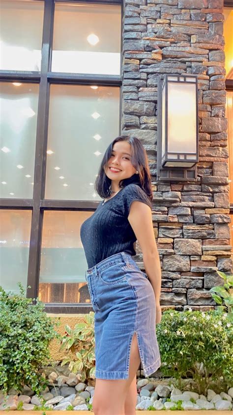 Queenay : r/PinayBeauties .